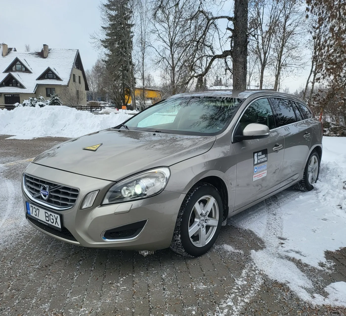 Volvo V60 2012 — Aire Tammik Autokooli õppesõiduk
